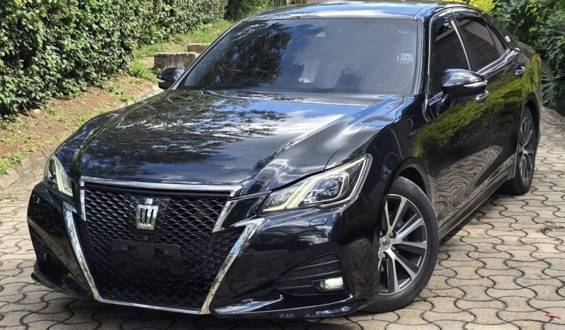 
								Toyota Crown Athelete full									