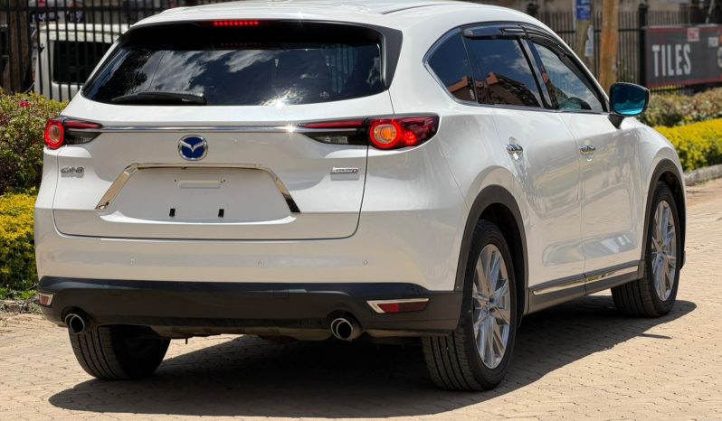 
								Mazda CX-8 full									