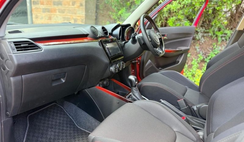 
								Suzuki Swift Sport full									