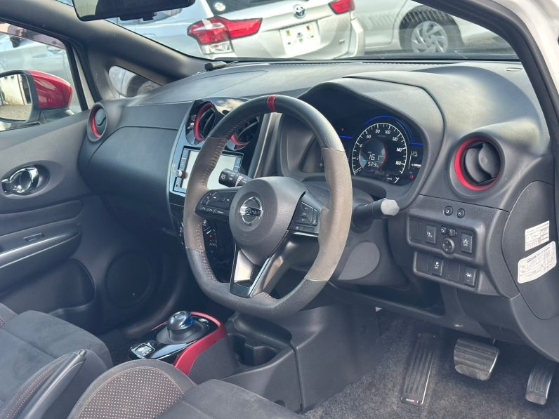 
								Nissan Note full									