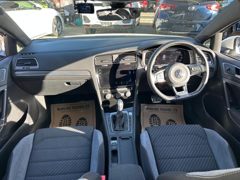 
								Volkswagen Golf variant R line full									