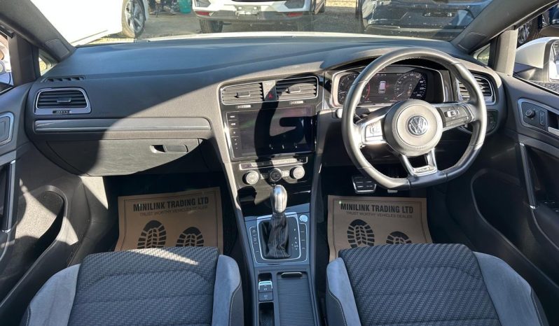 
								Volkswagen Golf variant R line full									