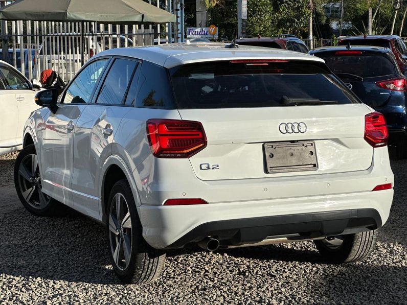 
								Audi Q2 full									