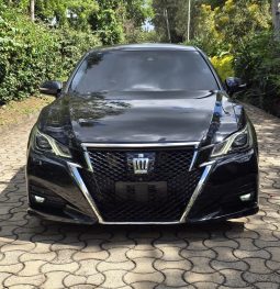 Toyota Crown Athelete