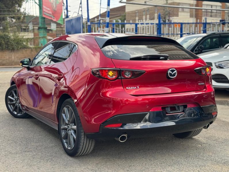 
								Mazda 3 full									