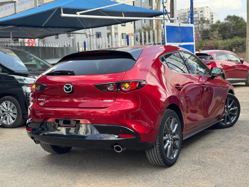 
								Mazda 3 full									