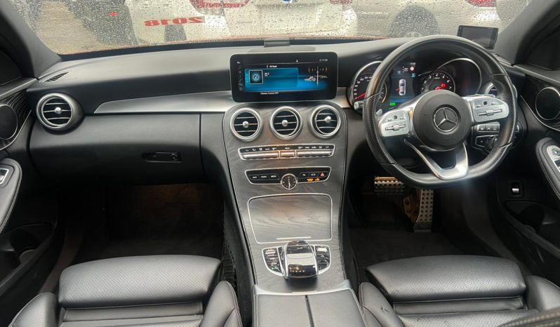 
								Mercedes Benz C200 full									