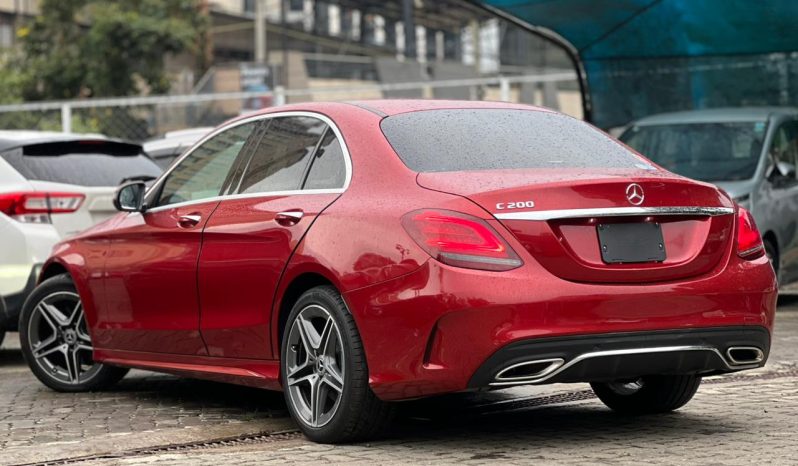 
								Mercedes Benz C200 full									