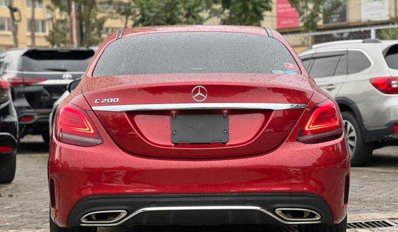 
								Mercedes Benz C200 full									