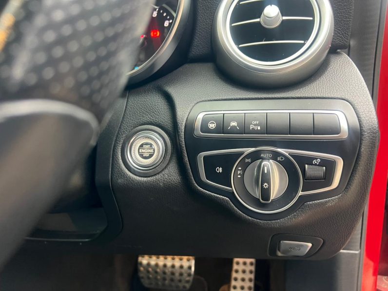 
								Mercedes Benz C200 full									