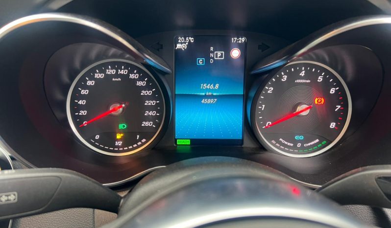 
								Mercedes Benz C200 full									