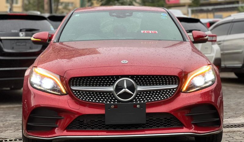 
								Mercedes Benz C200 full									