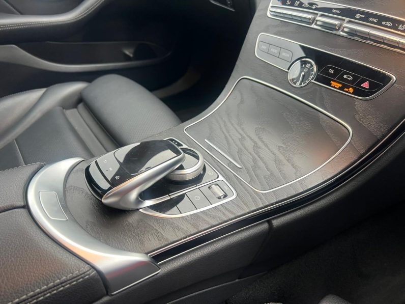 
								Mercedes Benz C200 full									