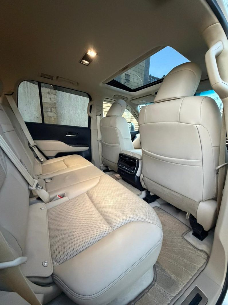 
								Toyota Land Cruiser LC300 ZX full									