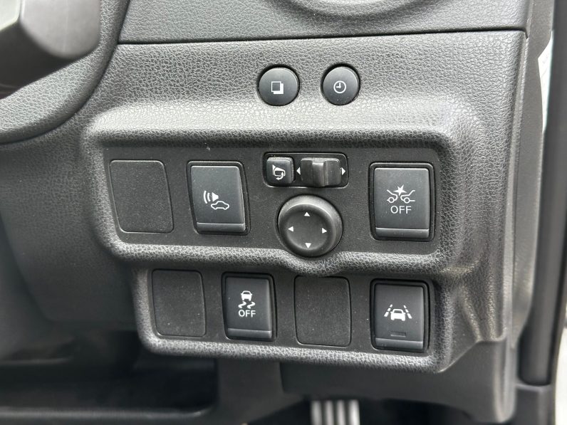 
								Nissan Note E-Power full									