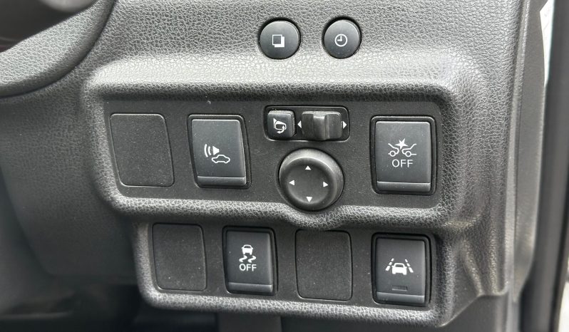 
								Nissan Note E-Power full									