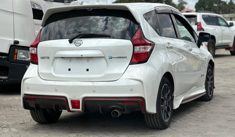 
								Nissan Note E-Power full									