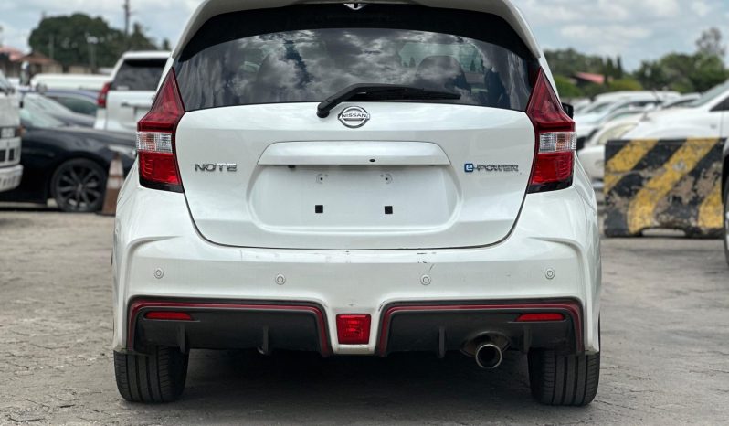 
								Nissan Note E-Power full									