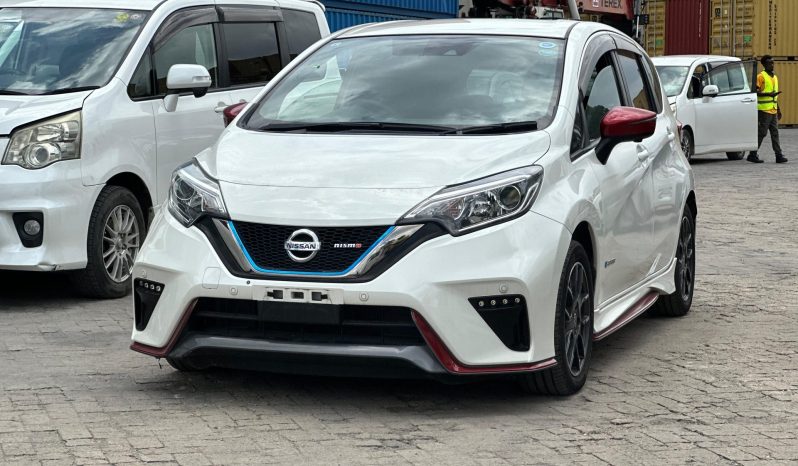 
								Nissan Note E-Power full									