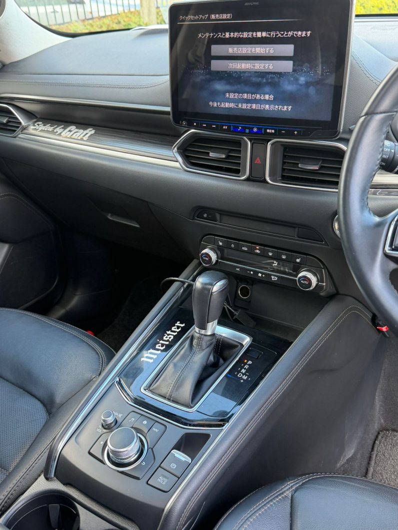 
								Mazda CX-5 full									