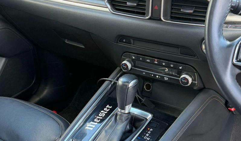 
								Mazda CX-5 full									