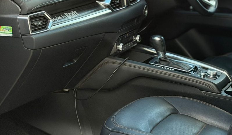 
								Mazda CX-5 full									