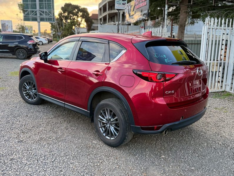 
								Mazda Cx-5 full									