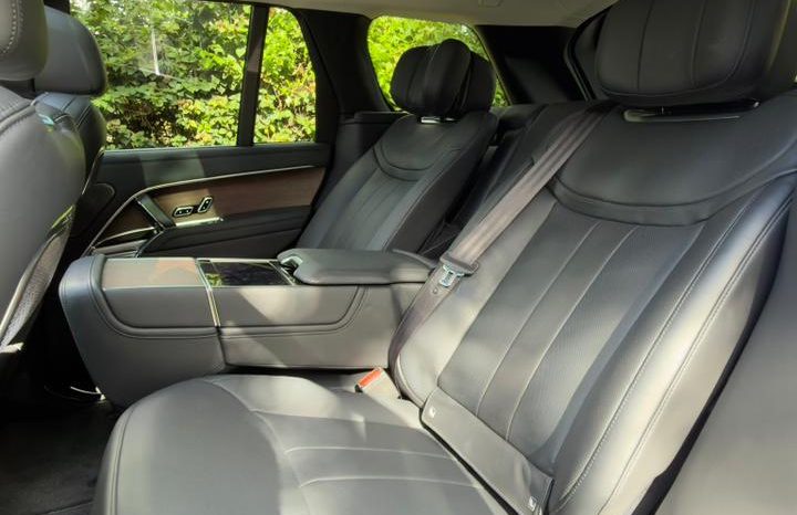 
								Range Rover Vogue full									