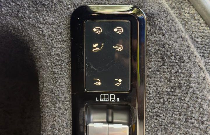 
								Range Rover Vogue full									