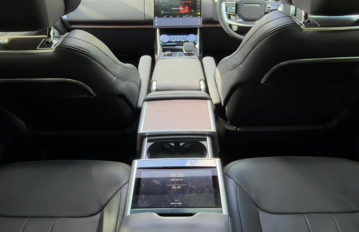 
								Range Rover Vogue full									