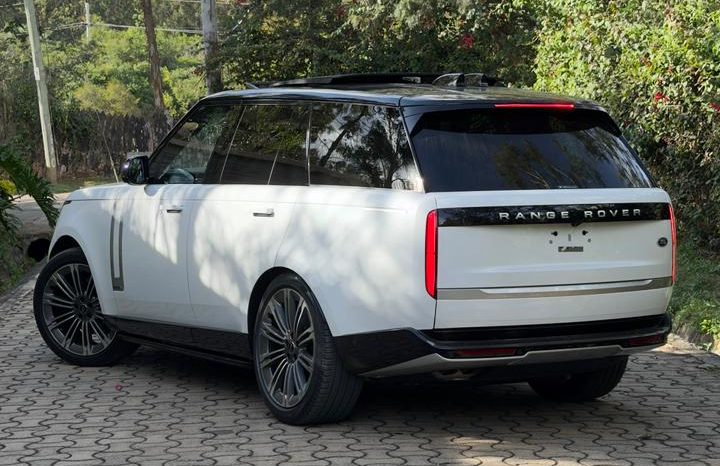 
								Range Rover Vogue full									