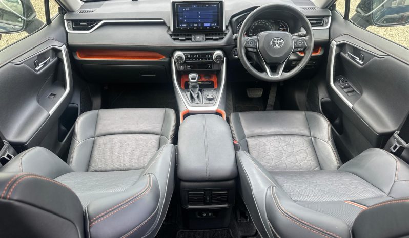 
								Toyota Rav4 Adventure full									