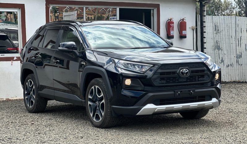 
								Toyota Rav4 Adventure full									