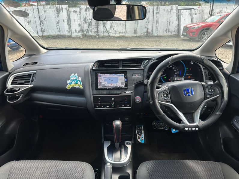 
								Honda Fit full									
