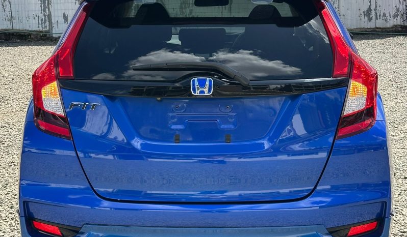 
								Honda Fit full									