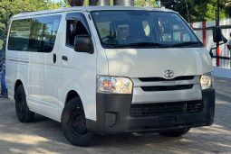 Toyota Hiace 7L