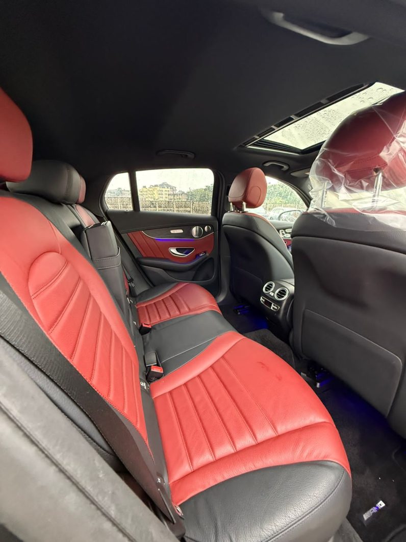 
								Mercedes-Benz GLC 43 full									