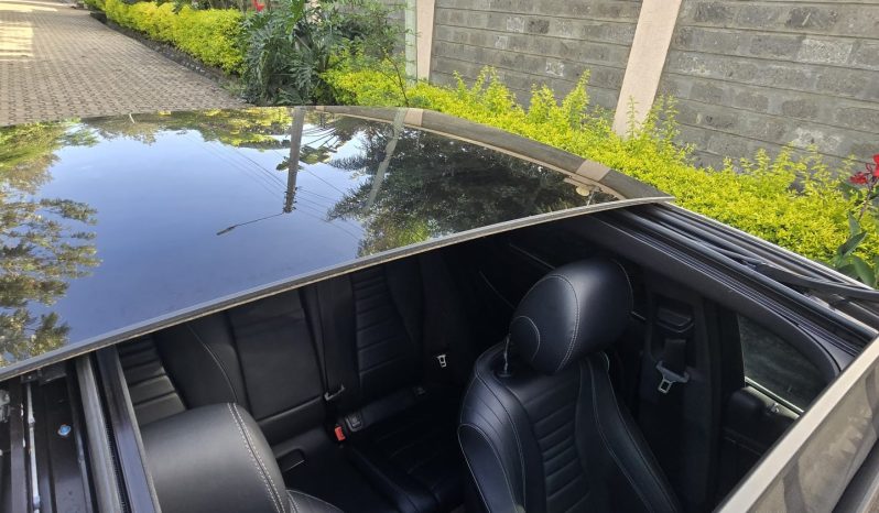 
								Mercedes-Benz E200 full									