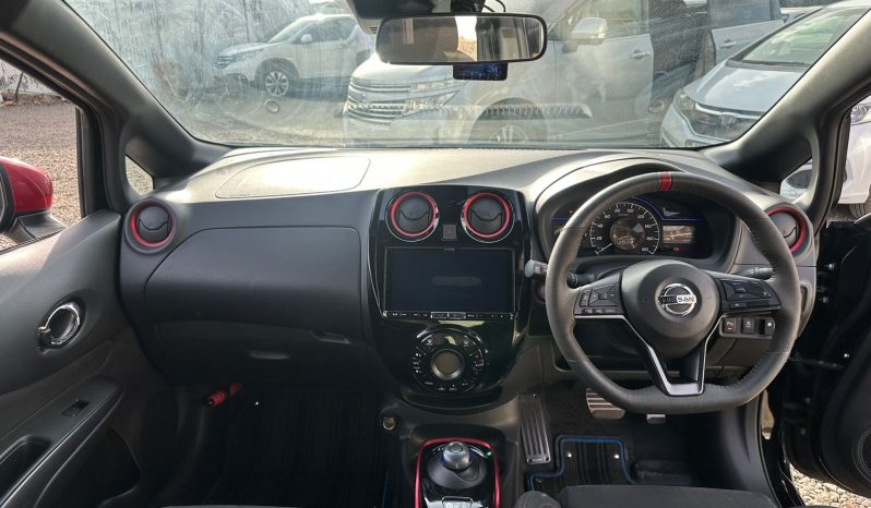 
								Nissan Note Epower Nismo full									