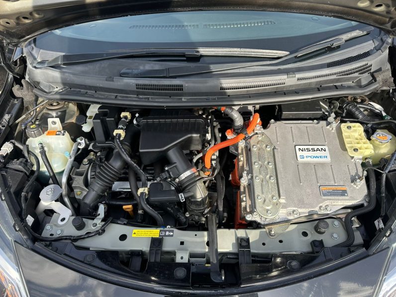 
								Nissan Note Epower Nismo full									