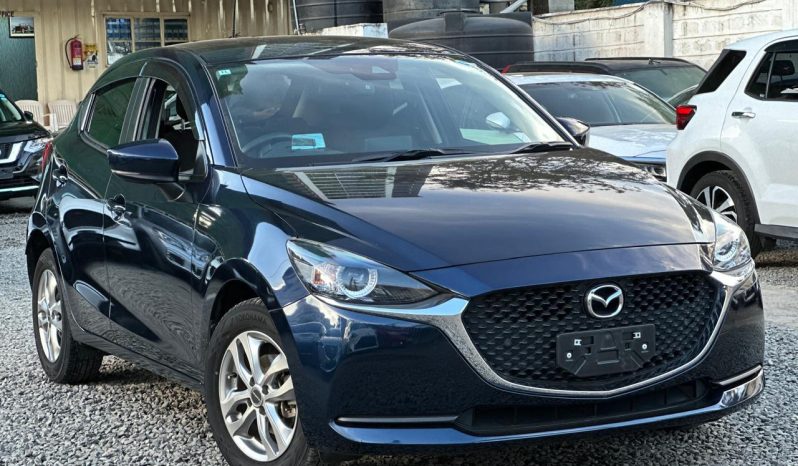 
								Mazda 2 full									