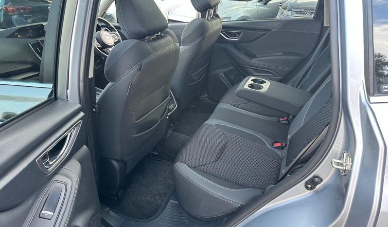 
								Subaru Forester full									