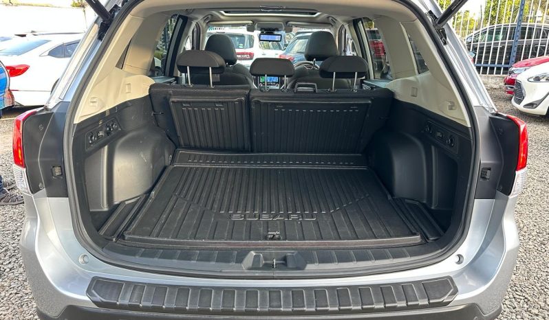 
								Subaru Forester full									