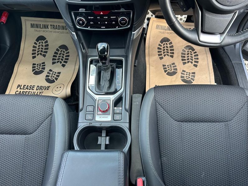 
								Subaru Forester full									