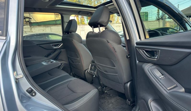 
								Subaru Forester full									