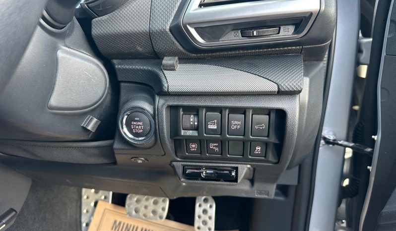 
								Subaru Forester full									