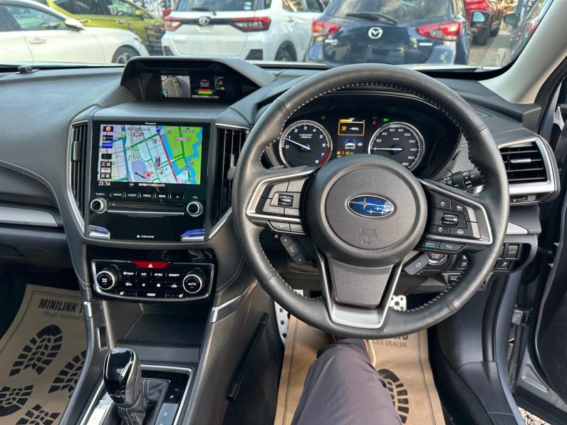 
								Subaru Forester full									