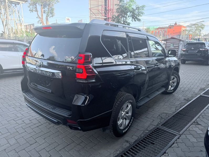 
								Toyota Land Cruiser prado Tx full									