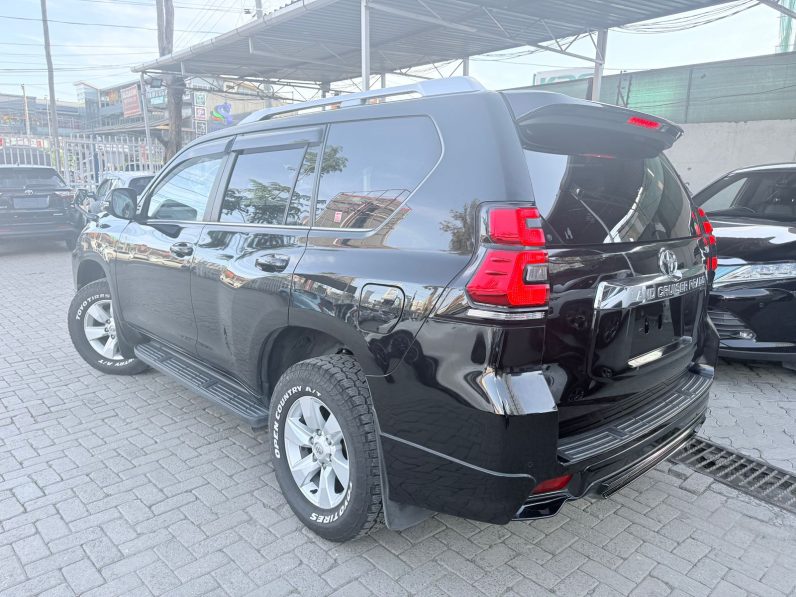 
								Toyota Land Cruiser prado Tx full									