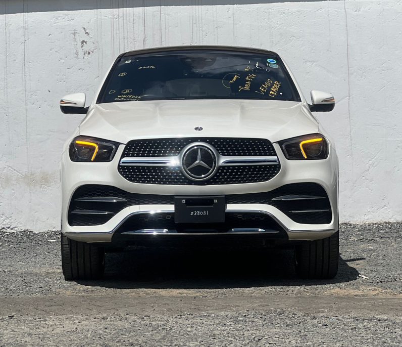 
								Mercedes-Benz GLE 400d full									
